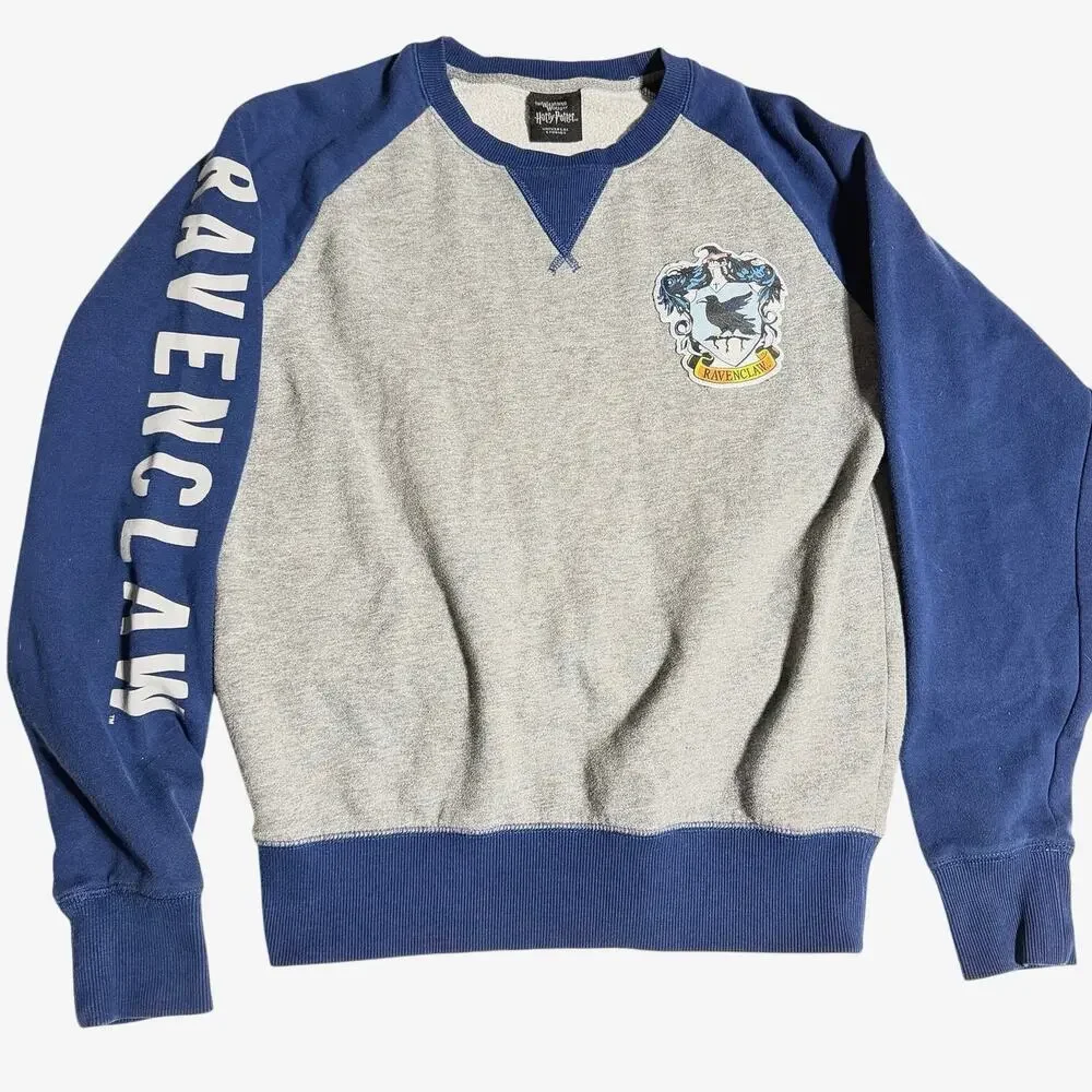 Harry Potter Ravenclaw Sweatshirt Small Universal Studios Spell Out Crewneck